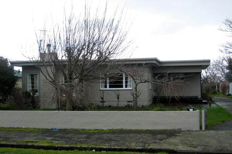 Photo of property in 72 Kent Street, Carterton, 5713