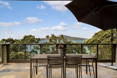 Photo of property in 16 Seacliffe Avenue, Belmont, Auckland, 0622