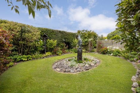 Photo of property in 43 James Cook Street, Havelock North, 4130