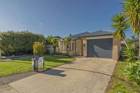 Photo of property in 4a Nicholas Avenue, Whitianga, 3510