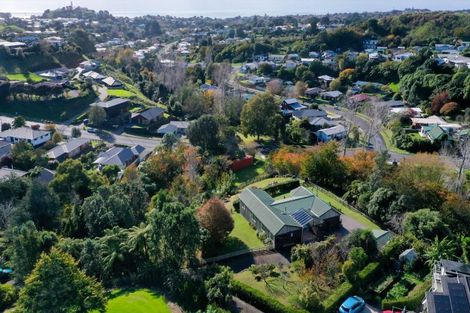 Photo of property in 62e Poplar Grove, Whalers Gate, New Plymouth, 4310