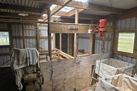 Photo of property in 852 Frankley Road, Hurworth, New Plymouth, 4371