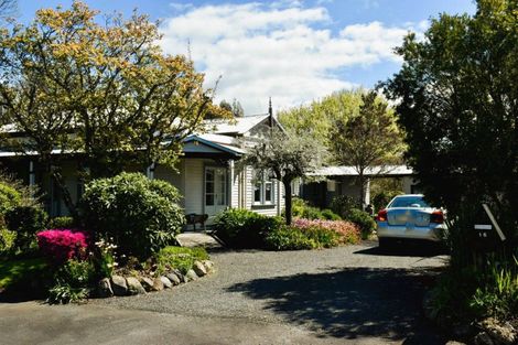 Photo of property in 16 Hunter Street, Dannevirke, 4930
