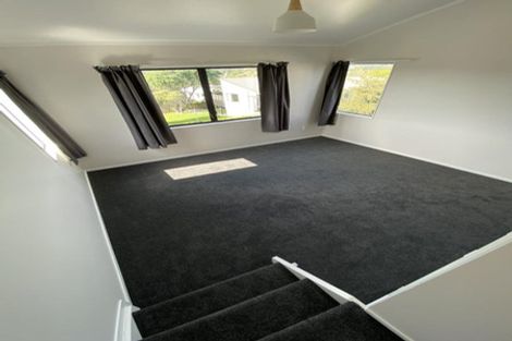 Photo of property in 16 Ebony Place, Massey, Auckland, 0614