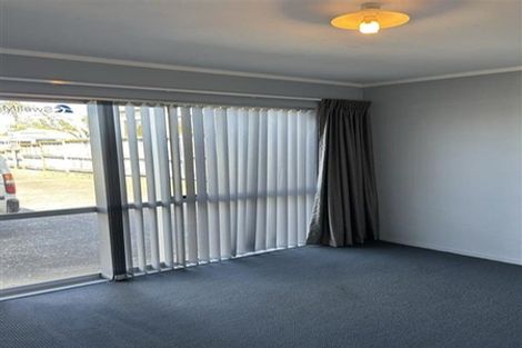 Photo of property in 10 Wallis Street, Raglan, 3225