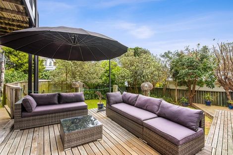 Photo of property in 4 Pine Ridge Terrace, Waikanae Beach, Waikanae, 5036