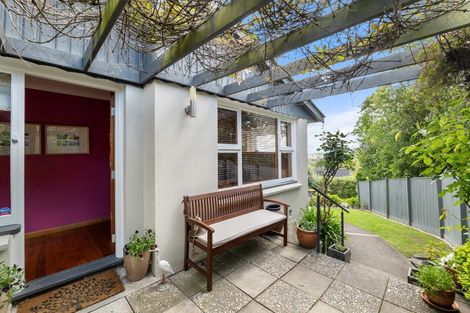 Photo of property in 15 Karitane Drive, Cashmere, Christchurch, 8022