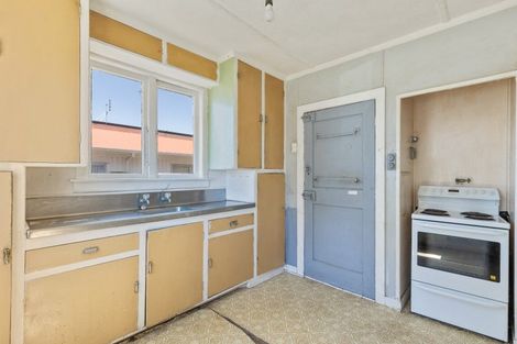Photo of property in 359 Saint Aubyn Street, Moturoa, New Plymouth, 4310