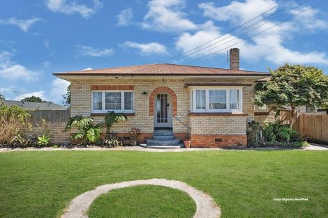 Photo of property in 82 George Street, Tuakau, 2121