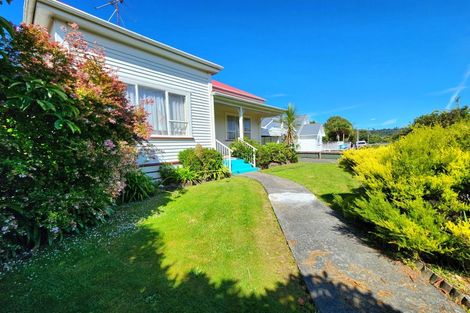 Photo of property in 9 Heaphy Street, Greymouth, 7805