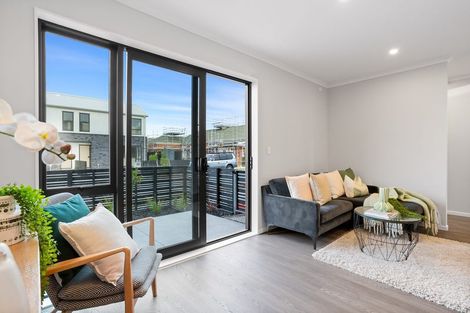 Photo of property in 12 Hema Road, Hobsonville, Auckland, 0616