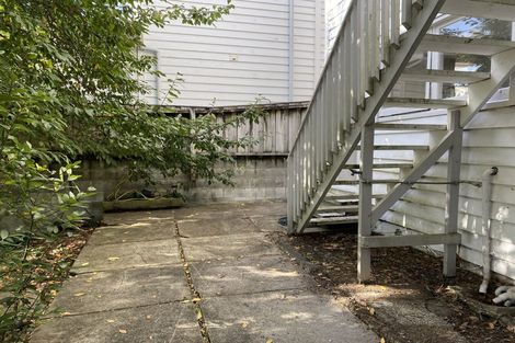 Photo of property in 18 Shoal Bay Road, Devonport, Auckland, 0624
