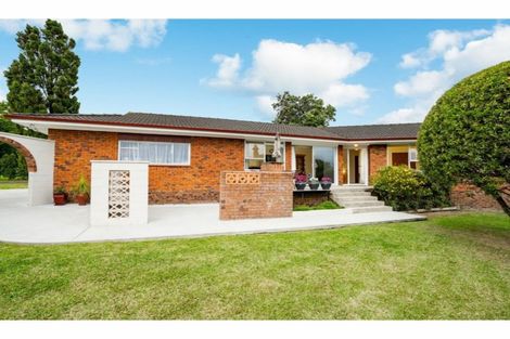 Photo of property in 17 Scanlen Terrace, Kelston, Auckland, 0602