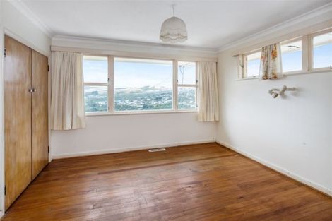 Photo of property in 31 Clifford Road, Johnsonville, Wellington, 6037