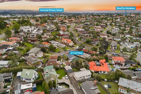 Photo of property in 2/7 Ian Place, Glendene, Auckland, 0602
