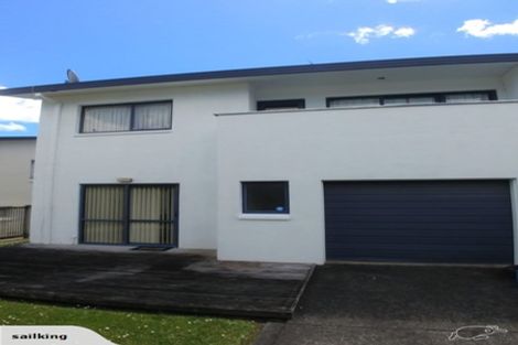 Photo of property in 9 Butia Avenue, Henderson, Auckland, 0612