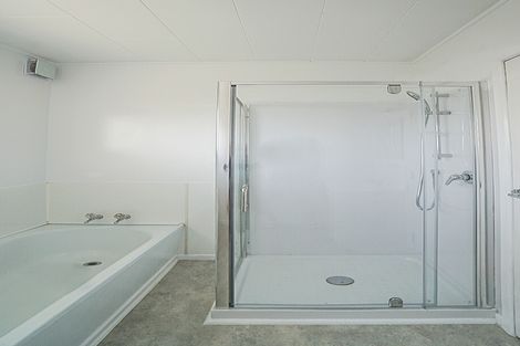 Photo of property in 17 Glen Norman Avenue, Henderson, Auckland, 0610