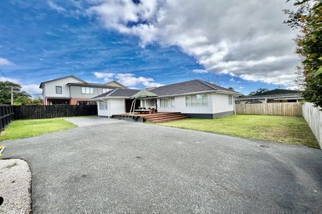 Photo of property in 8 Border Road, Henderson, Auckland, 0612