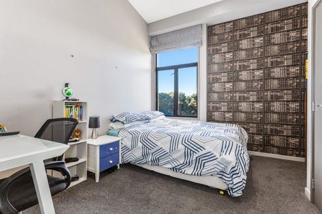 Photo of property in 3 Young Nicks Lane, Whitby, Porirua, 5024