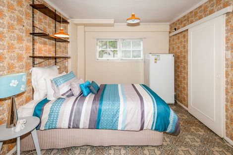 Photo of property in 1/209 Onewa Road, Birkenhead, Auckland, 0626