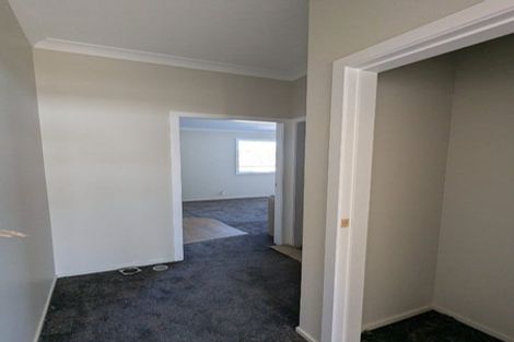 Photo of property in 19u2 Collins Avenue, Tawa, Wellington, 5028