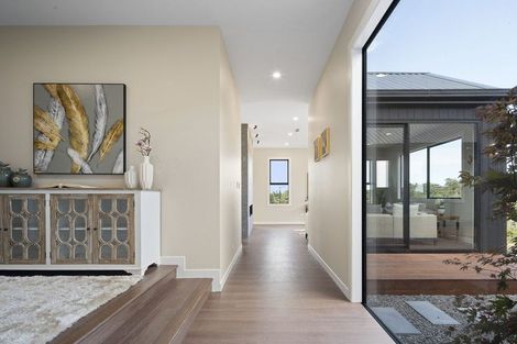 Photo of property in 20 Awanui Road, Red Beach, 0932