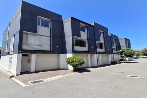 Photo of property in Altar Apartments, 43/120u Rintoul Street, Newtown, Wellington, 6021