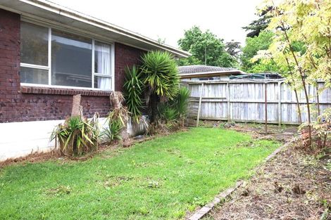 Photo of property in 2/199 Henderson Valley Road, Henderson, Auckland, 0612