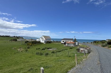 Photo of property in Wood Street, Kaka Point, 9271