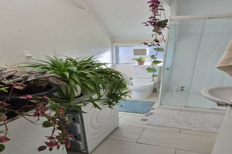 Photo of property in 4/118-122 Randwick Road, Moera, Lower Hutt, 5010