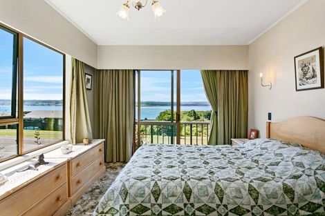 Photo of property in 90 Wakeman Road, Acacia Bay, Taupo, 3330