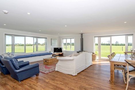 Photo of property in 1/616 Halkett Road, West Melton, Christchurch, 7671