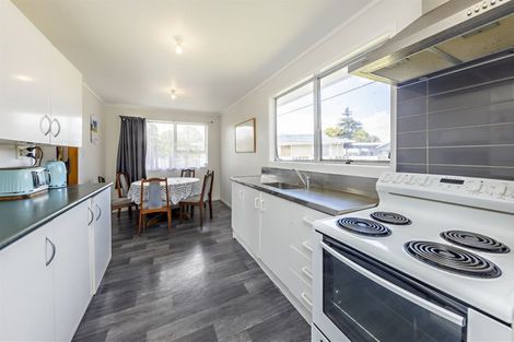 Photo of property in 32 Chantelle Place, Papatoetoe, Auckland, 2025