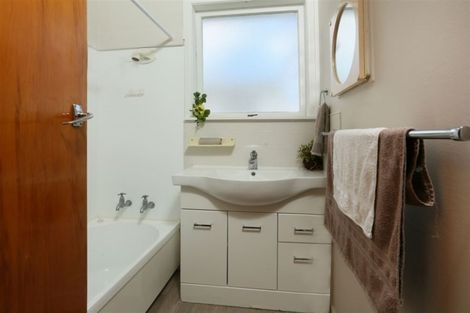 Photo of property in 216a Sturges Road, Henderson, Auckland, 0612