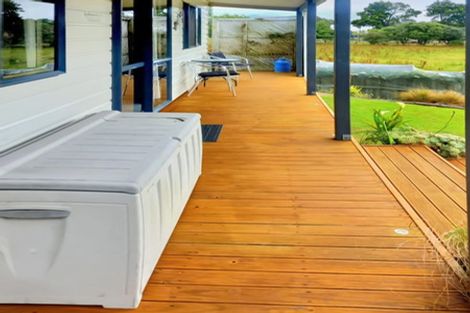 Photo of property in 2 Waireka Road, Omata, New Plymouth, 4374