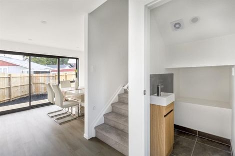 Photo of property in 6/5 Thompson Street, Mangere East, Auckland, 2024
