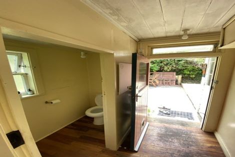 Photo of property in 47 Mortimer Terrace, Brooklyn, Wellington, 6021