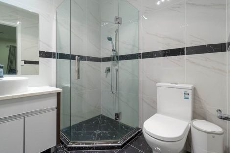 Photo of property in 102 Tapu Road, Huapai, Kumeu, 0810