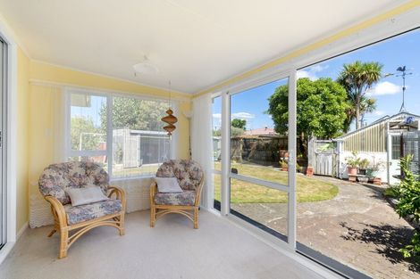 Photo of property in 36 Marlborough Street, Levin, 5510