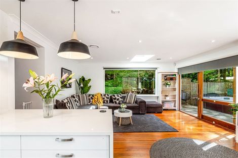 Photo of property in 307 Huia Road, Titirangi, Auckland, 0604