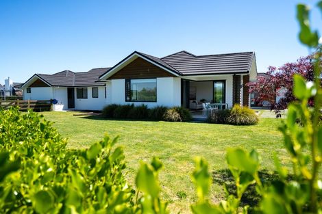 Photo of property in 2 Moemoea Place, Cambridge, 3434