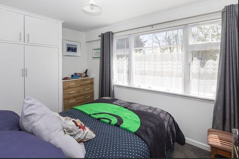 Photo of property in 100 Middlepark Road, Sockburn, Christchurch, 8042