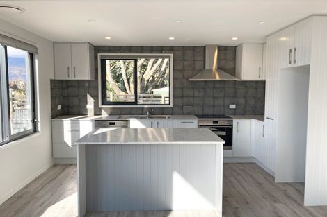 Photo of property in 53 Faulks Terrace, Wanaka, 9305