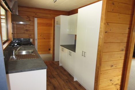 Photo of property in 4 Poneke Drive, Waikanae, 5036