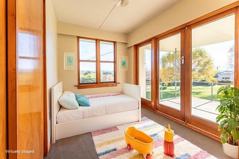 Photo of property in 25 Main Road, Maheno, Oamaru, 9495