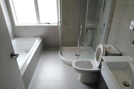 Photo of property in 9 Bushpark Place, Flat Bush, Auckland, 2016