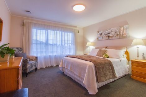 Photo of property in 2/259 Hobsonville Road, Hobsonville, Auckland, 0618