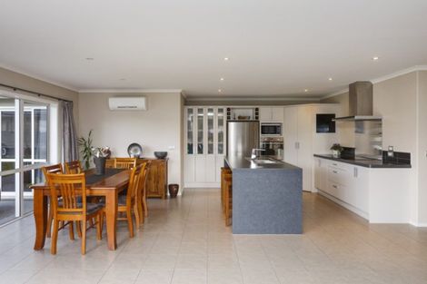 Photo of property in 10 Doncaster Court, Awapuni, Palmerston North, 4412