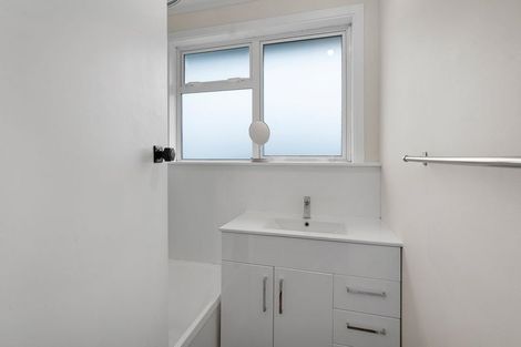 Photo of property in 41 Blagdon Road, Marfell, New Plymouth, 4310