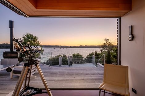 Photo of property in 16 Grant Street, Mahurangi East, Warkworth, 0982